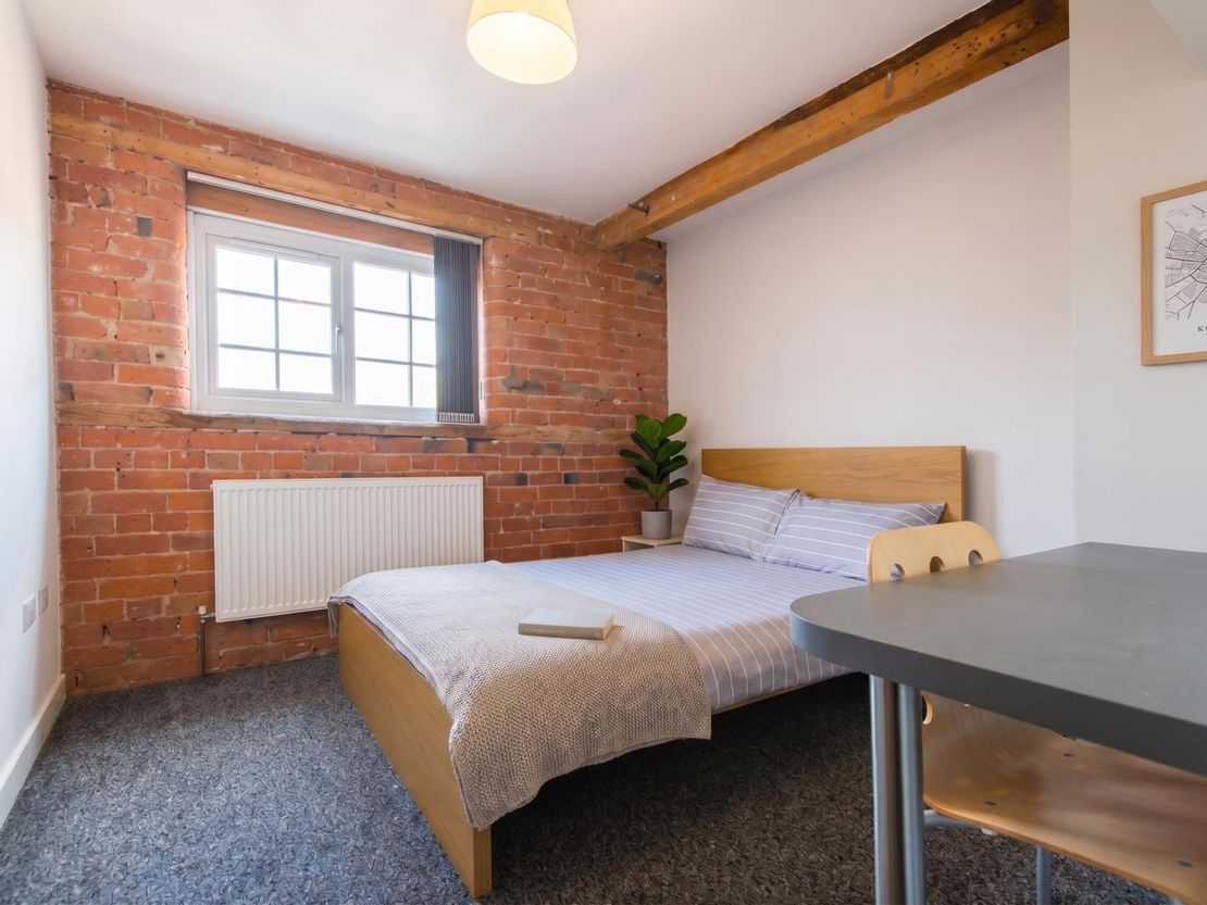 52 Braunstone Gate, Leicester, Leicestershire, LE3 5LG
