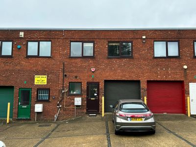 Property Image for Unit E, Abbeygate Business Centre, Hitchin Road, Luton, LU2 0ER