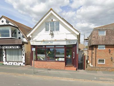 Property Image for 314 South Coast Road, Peacehaven, East Sussex, BN10 7EJ