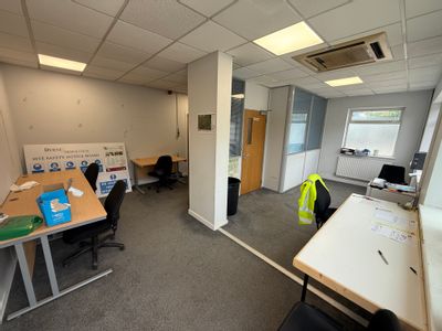 Property Image for Swanland Road Compound, Barnet by Pass, South Mimms, Potters Bar, Hertfordshire, EN6 3NH
