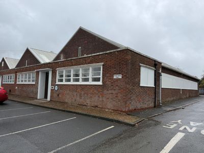 Property Image for Unit 21, Tewin Court, Tewin Road, Welwyn Garden City, Hertfordshire, AL7 1AU