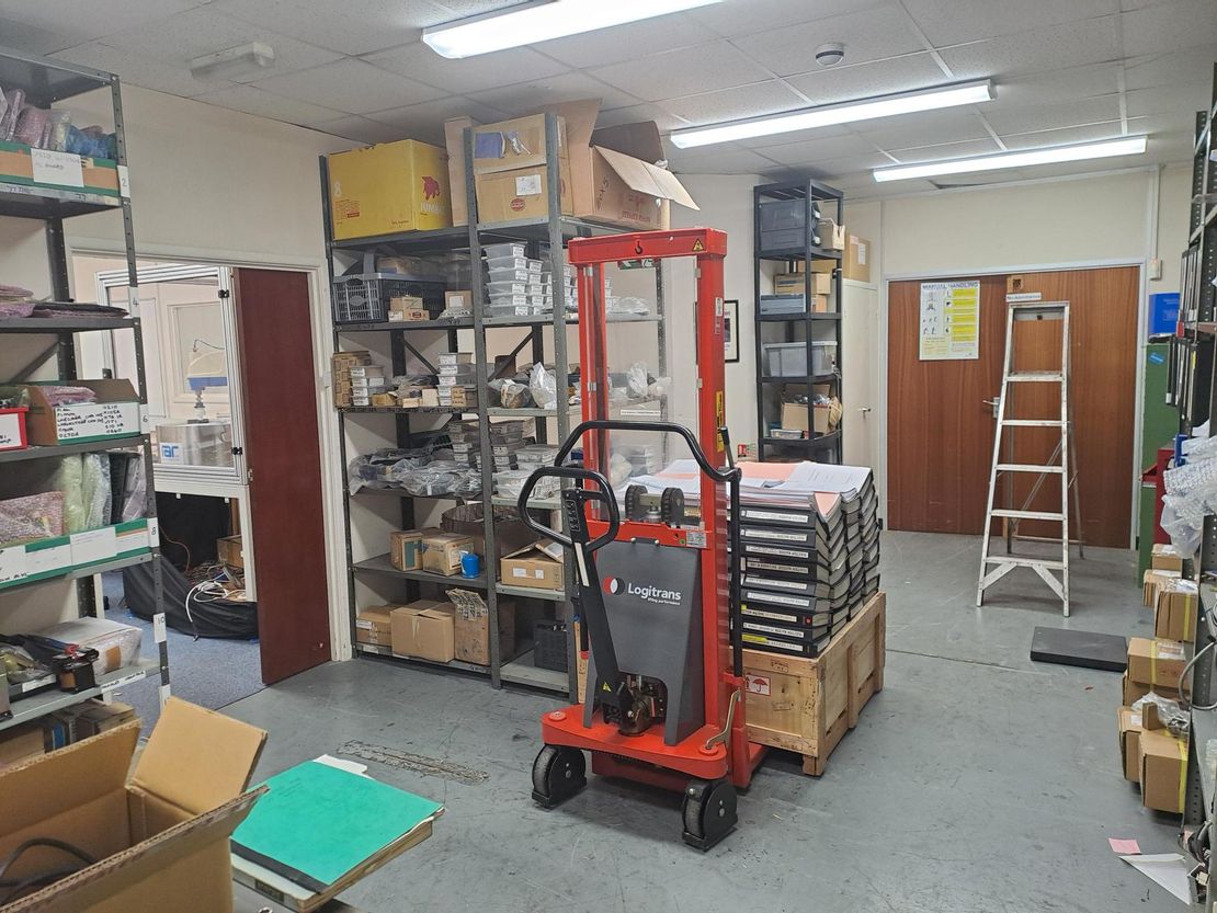 Unit 2 Bridge Gate Centre, Martinfield, Welwyn Garden City, Hertfordshire, AL7 1JG