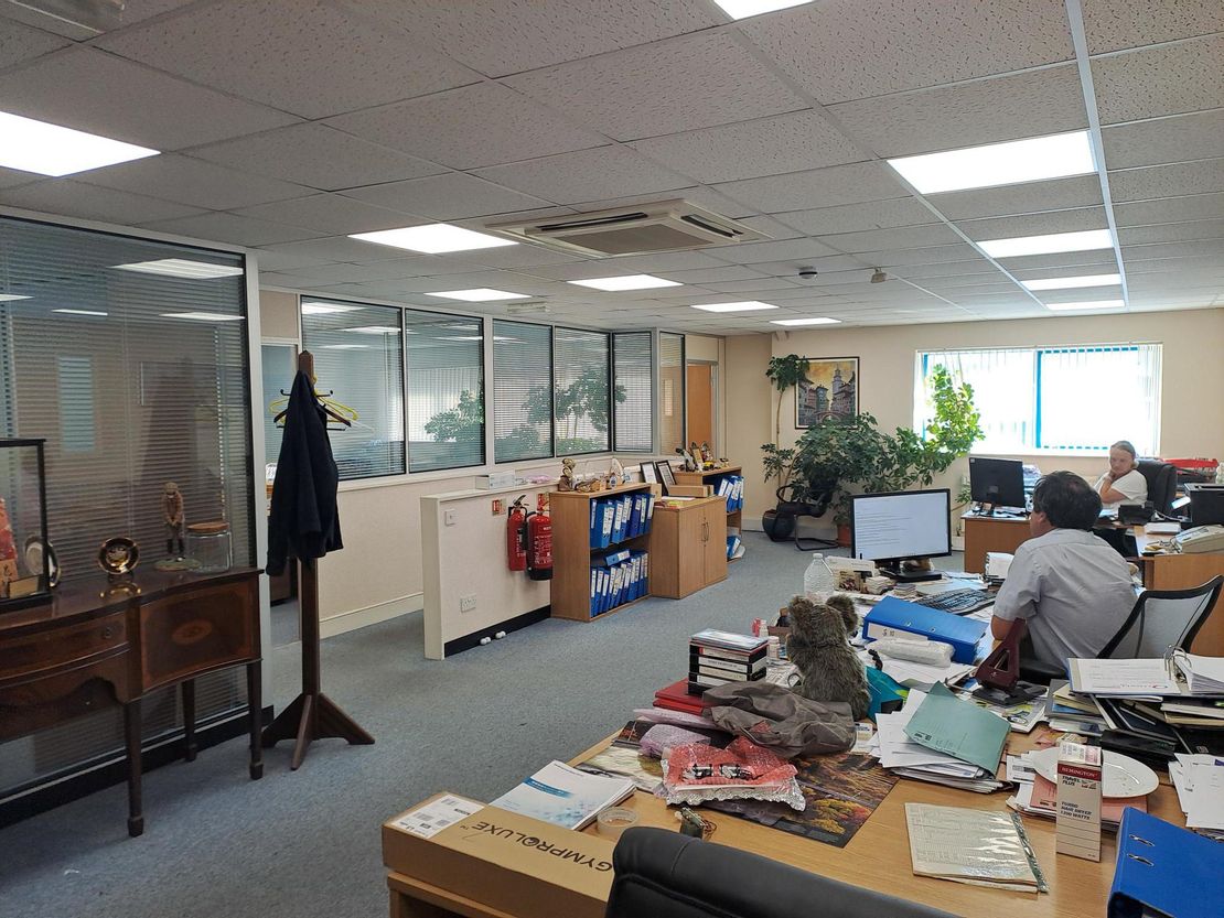 Unit 2 Bridge Gate Centre, Martinfield, Welwyn Garden City, Hertfordshire, AL7 1JG