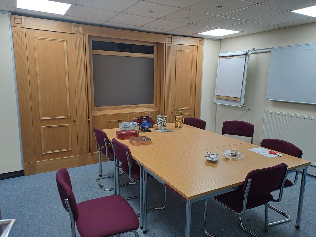 Unit 2 Bridge Gate Centre, Martinfield, Welwyn Garden City, Hertfordshire, AL7 1JG