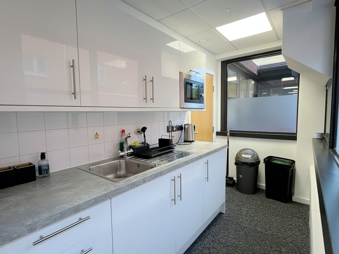 Office 2 Eagle House, Waterloo Lane, Chelmsford, Essex, CM1 1DB