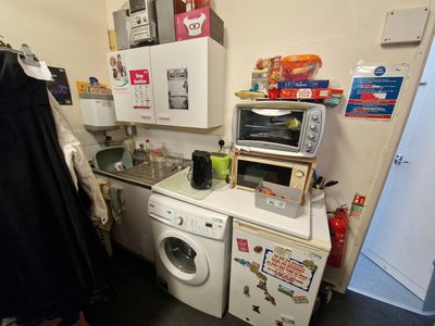 Property Image for 7a West Street, Havant, PO9 1EH