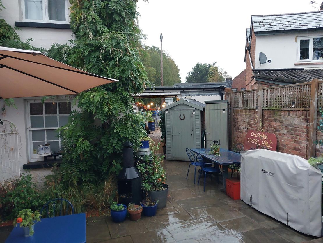 Saddlers Halt, 86 High Street, Chobham, Woking, GU24 8LZ