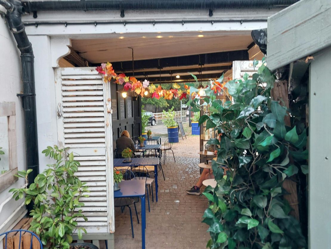 Saddlers Halt, 86 High Street, Chobham, Woking, GU24 8LZ