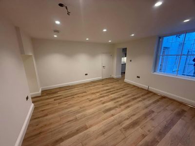 Property Image for 30-31 Queens Road, Brighton, BN1 3XA