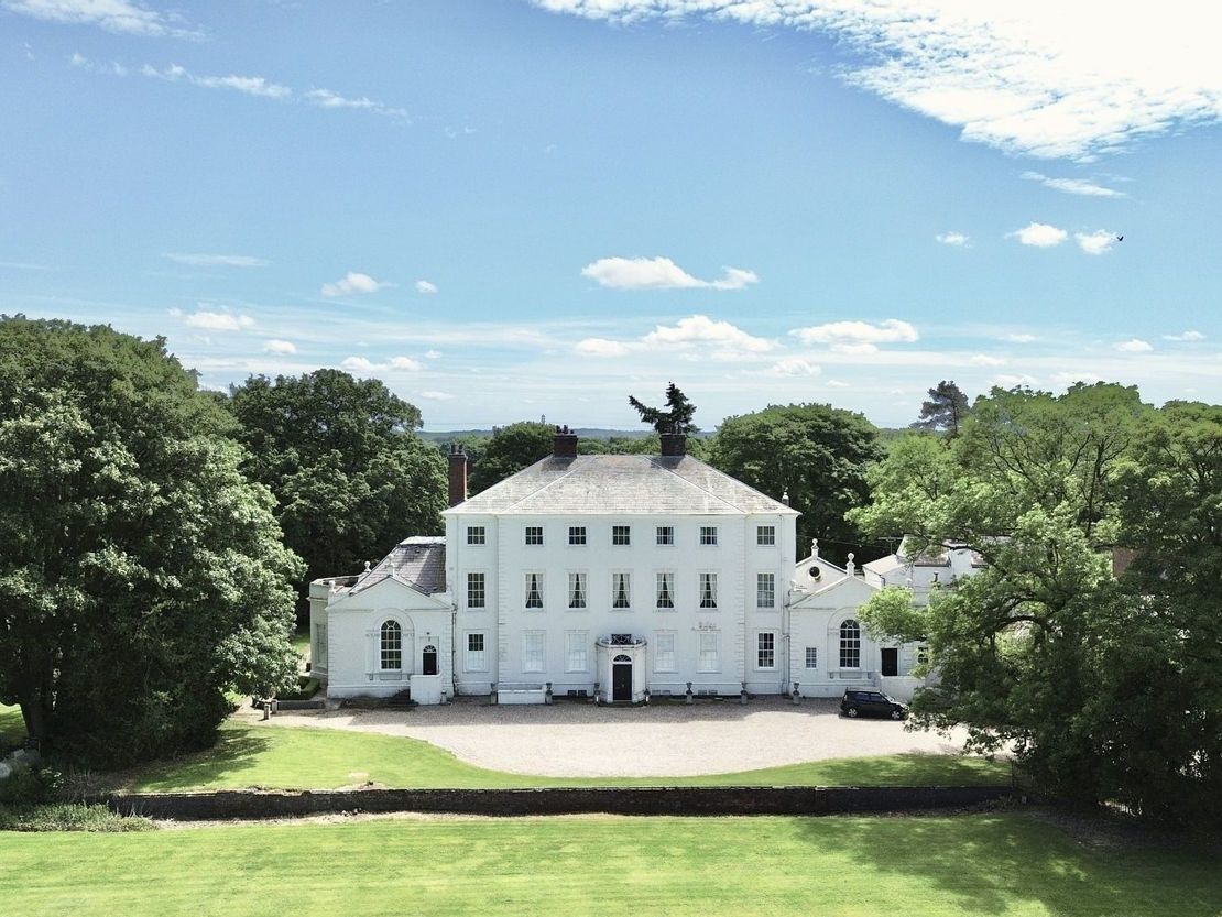 Somerford Hall, Somerford, Brewood, Stafford, Staffordshire, ST19 9DQ