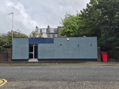 Property Image for 129, High Street, Dumbarton, G82 1LE