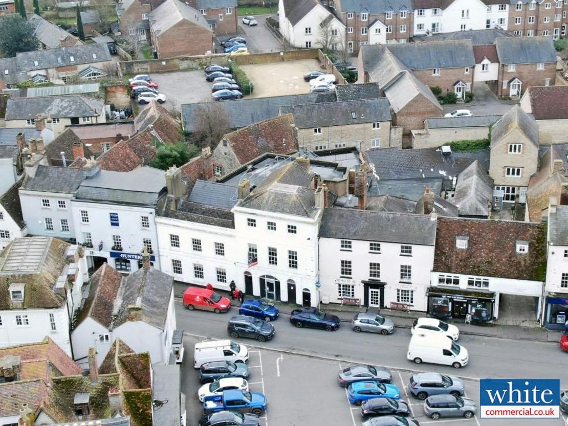36 Market Square, Bicester, OX26 6AG