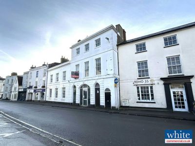 Property Image for 36 Market Square, Bicester, OX26 6AG