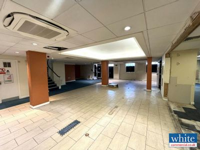 Property Image for 36 Market Square, Bicester, OX26 6AG