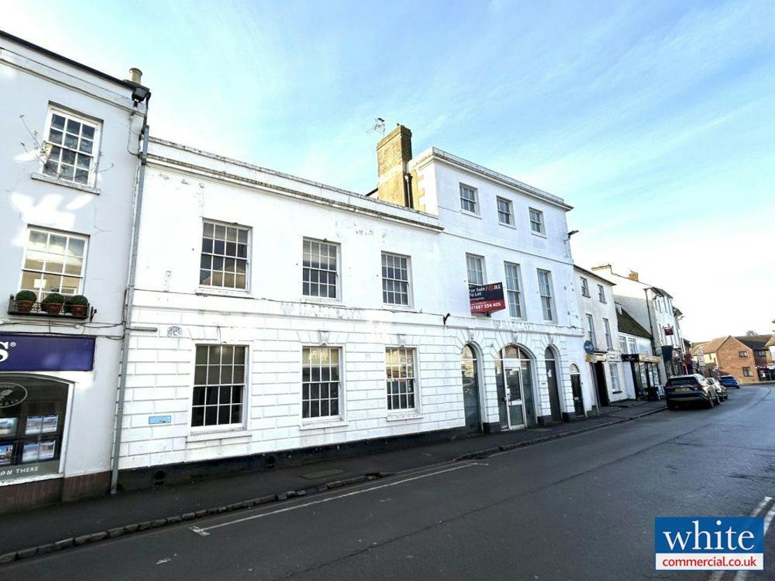36 Market Square, Bicester, OX26 6AG