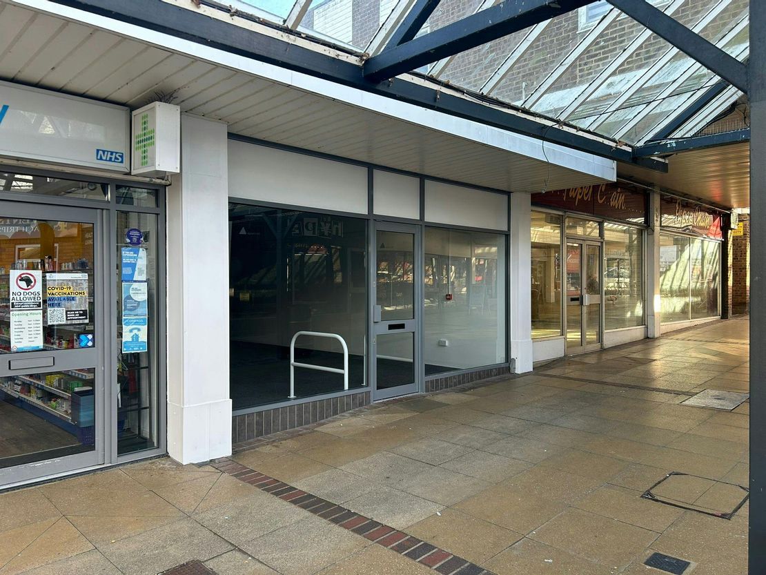 9 Triangle Shopping Centre, Frinton-on-Sea, CO13 0AU