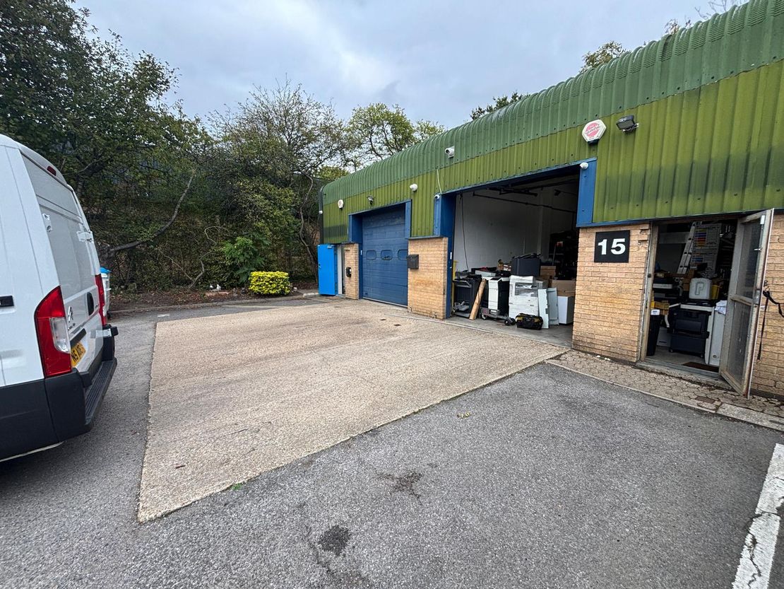 Unit 15 Test Valley Business Centre, Test Lane, Nursling, Southampton, Hampshire, SO16 9JW
