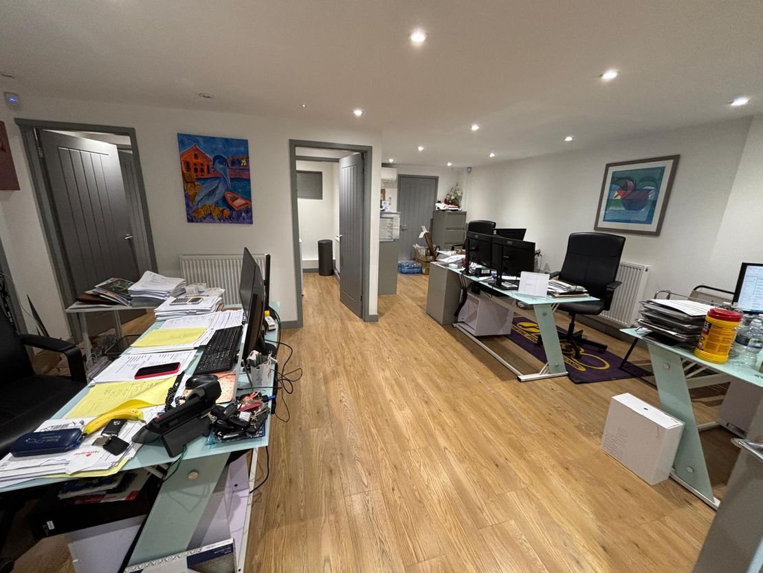 Unit 16 Test Valley Business Centre, Test Lane, Nursling, Southampton, Hampshire, SO16 9JW