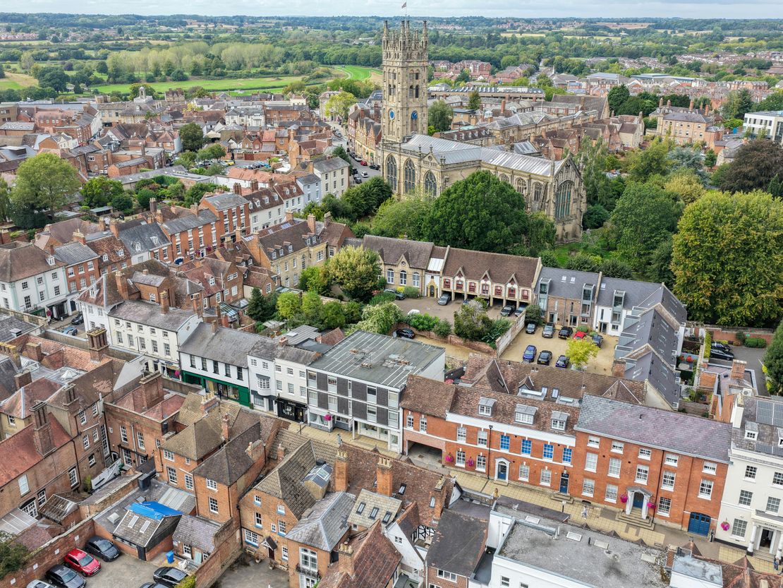 Bray House, 13-15 Jury Street, Warwick, CV34 4EH
