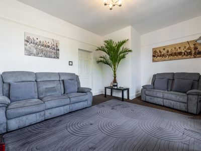 Property Image for Wide Bargate, Boston