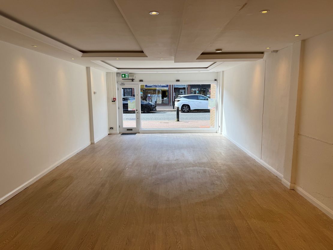 Shop 2 The Centre, Prospect House, The Broadway, Farnham Common, Slough, Buckinghamshire, SL2 3QQ