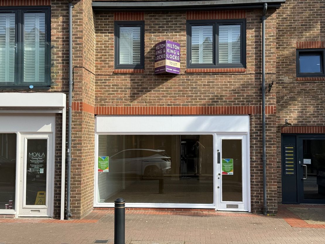 Shop 2 The Centre, Prospect House, The Broadway, Farnham Common, Slough, Buckinghamshire, SL2 3QQ