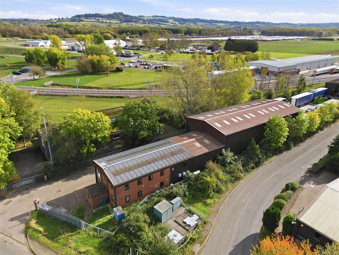 Long Marston, Stratford Upon Avon CV37 8RP