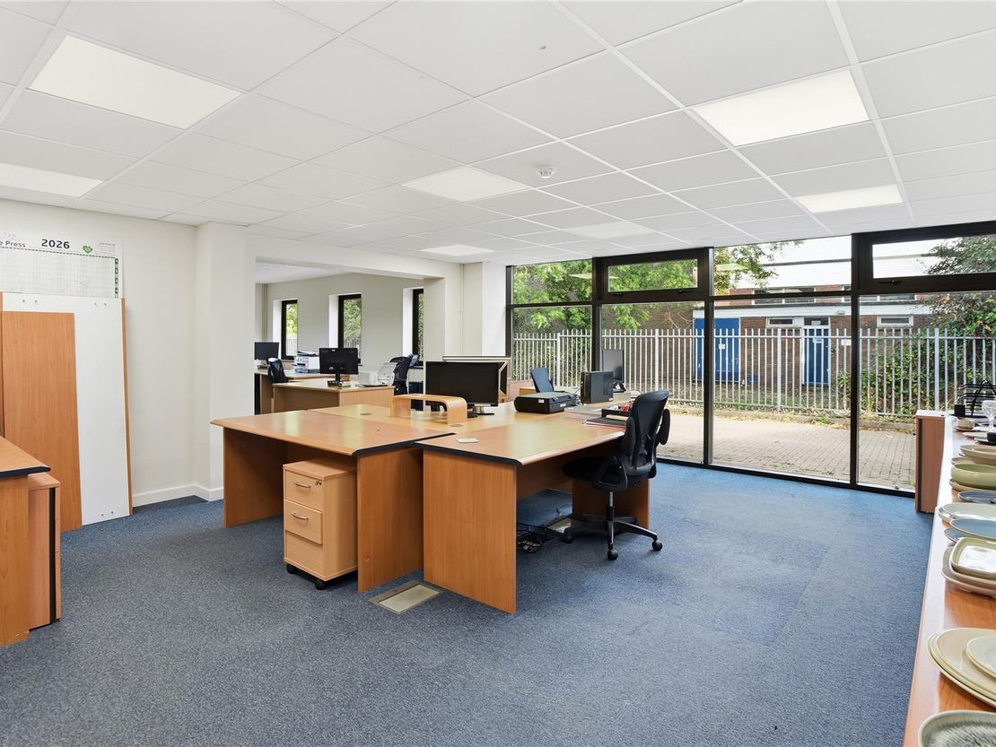 Long Marston, Stratford Upon Avon CV37 8RP