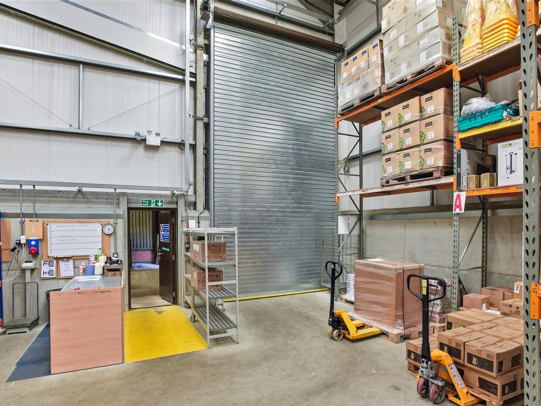 Long Marston, Stratford Upon Avon CV37 8RP