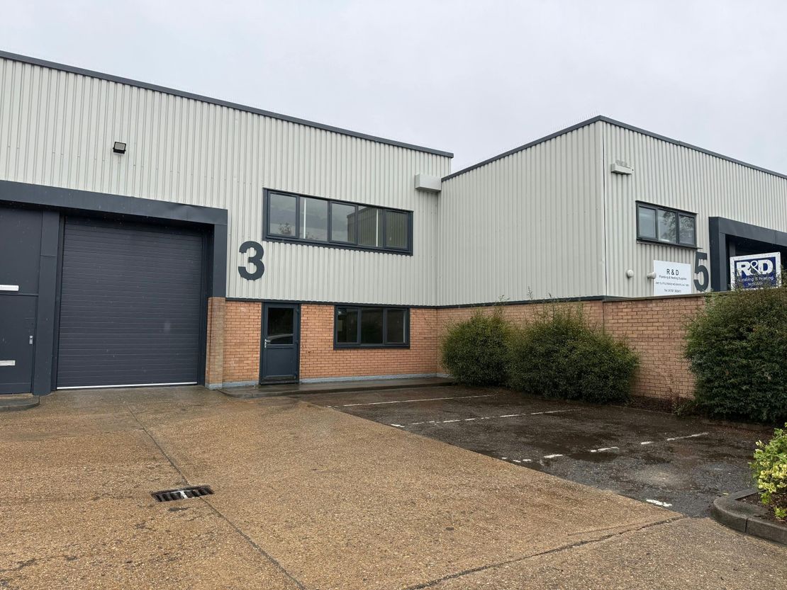 3 Little Ridge, Welwyn Garden City, AL7 2BH