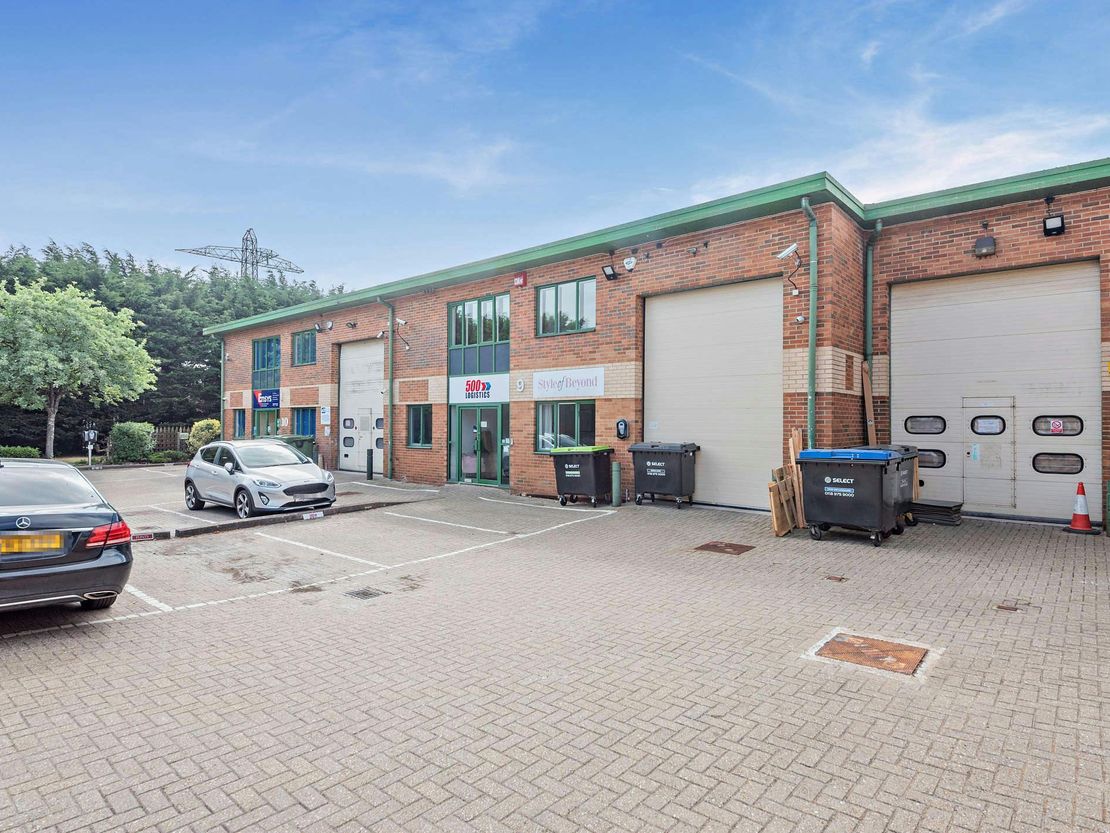 Unit 9, Rivermead Business Park, Station Road, Thatcham, RG19 4EP