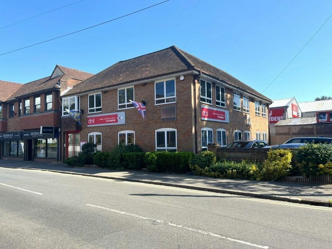One High Street, Chalfont St Peter, Chalfont St Peter, SL9 9QE