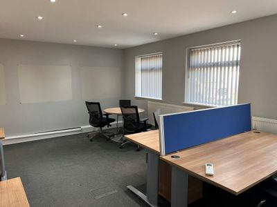 Property Image for 14 Rawreth Industrial Estate, Rawreth Lane, Rayleigh, SS6 9RL