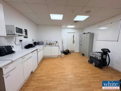 Property Image for 1-6 Malthouse Walk, Banbury, OX16 5PW