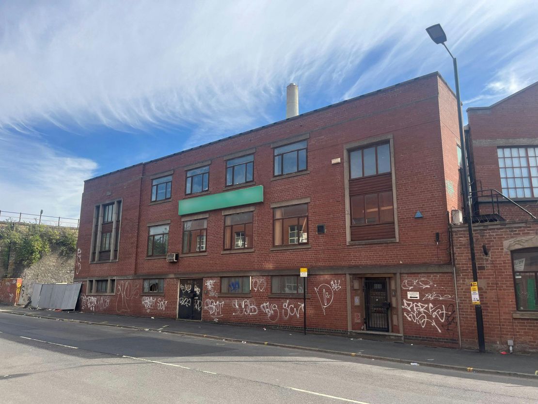 66 Effingham Road, Sheffield, S4 7YS