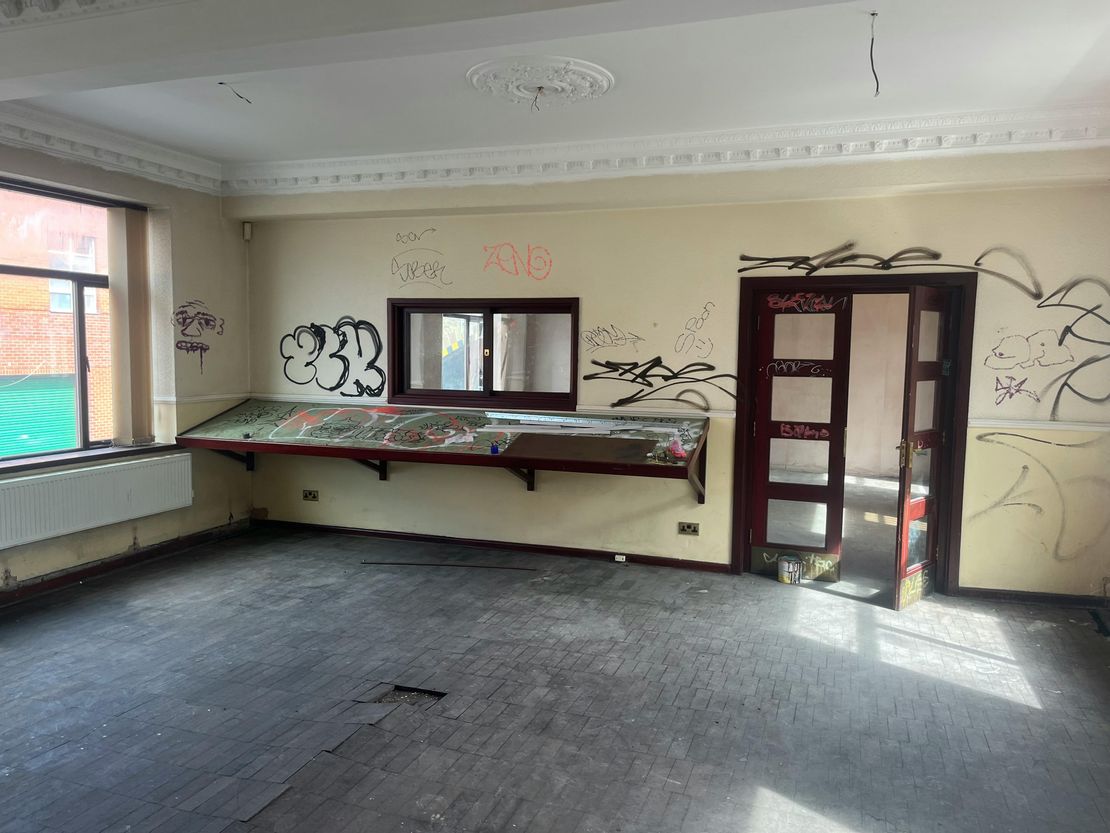 66 Effingham Road, Sheffield, S4 7YS