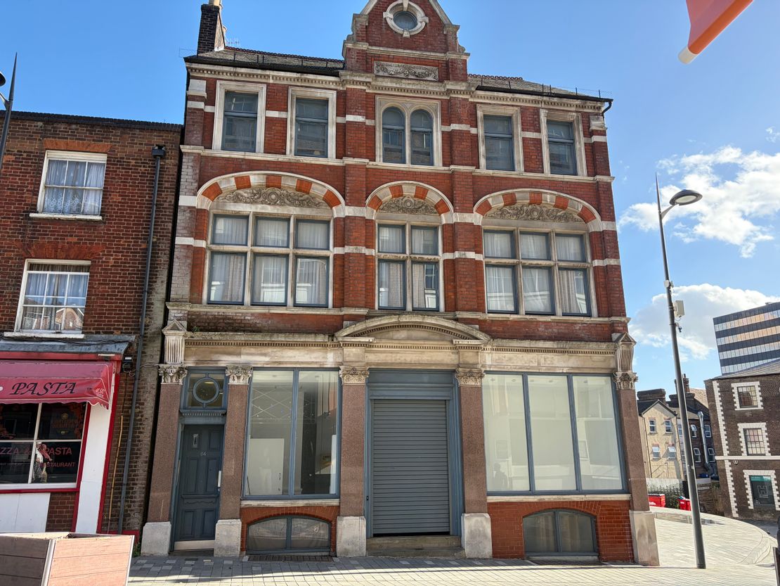 64 Bute Street, Luton, Bedfordshire, LU1 2EY