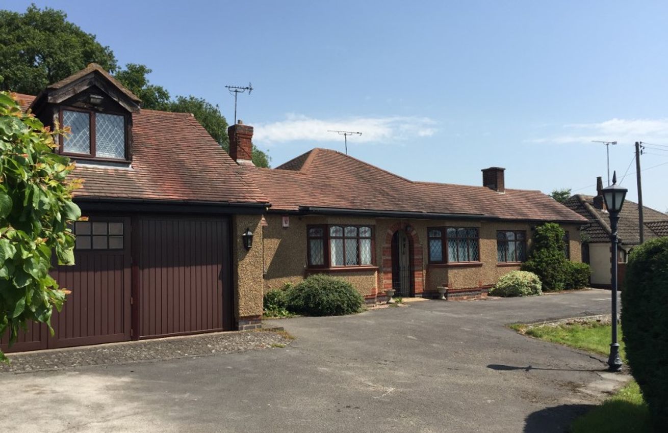 Auction Wall Hill Road, Corley Moor, Coventry, Warwickshire, CV7 8AH