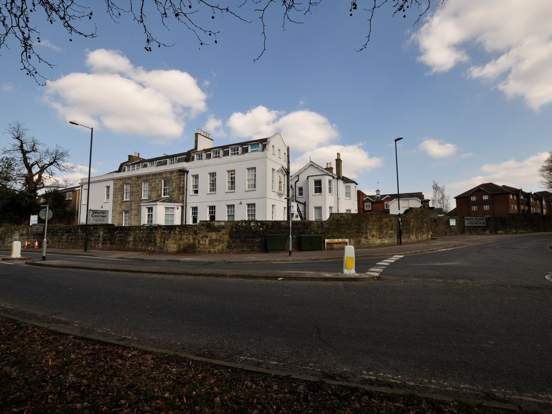 Worth Corner Business Centre, Turners Hill Road, Pound Hill, Crawley, West Sussex, RH10 7SL
