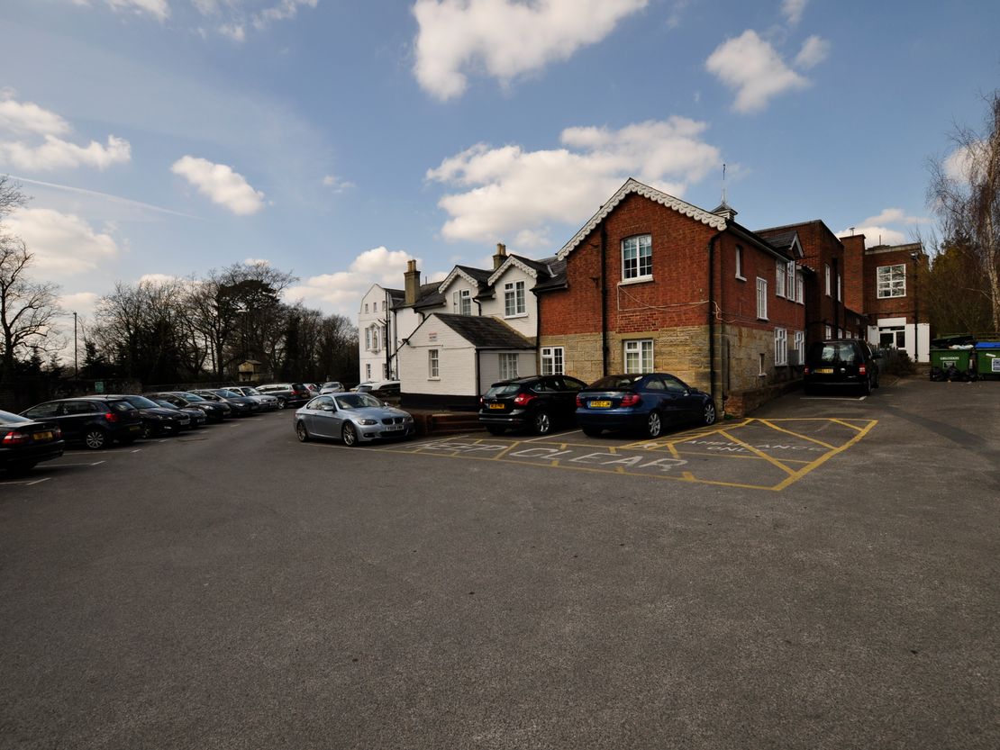 Worth Corner Business Centre, Turners Hill Road, Pound Hill, Crawley, West Sussex, RH10 7SL