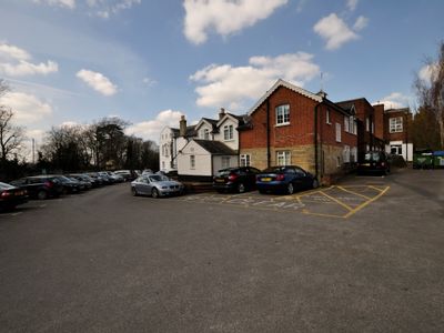 Property Image for Worth Corner Business Centre, Turners Hill Road, Pound Hill, Crawley, West Sussex, RH10 7SL