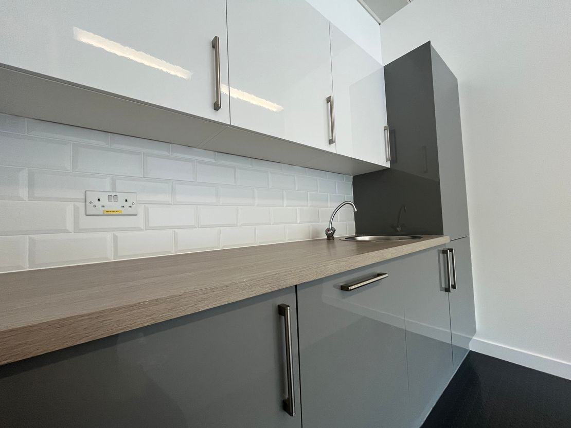 Part Ground Floor 3 City Place, Beehive Ring Road, Gatwick, West Sussex, RH6 0PA