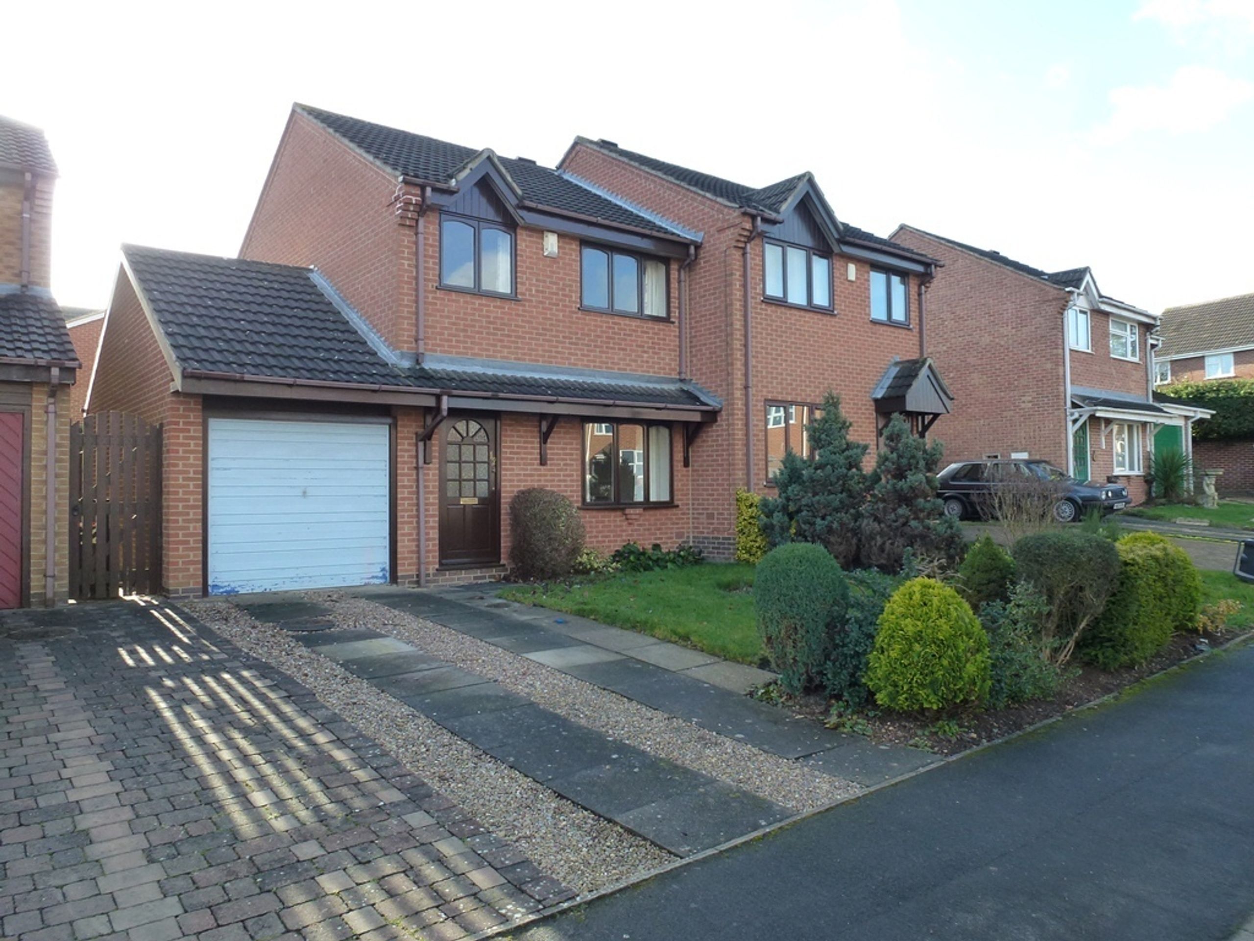 To Let Longfield Road, Melton Mowbray PropList