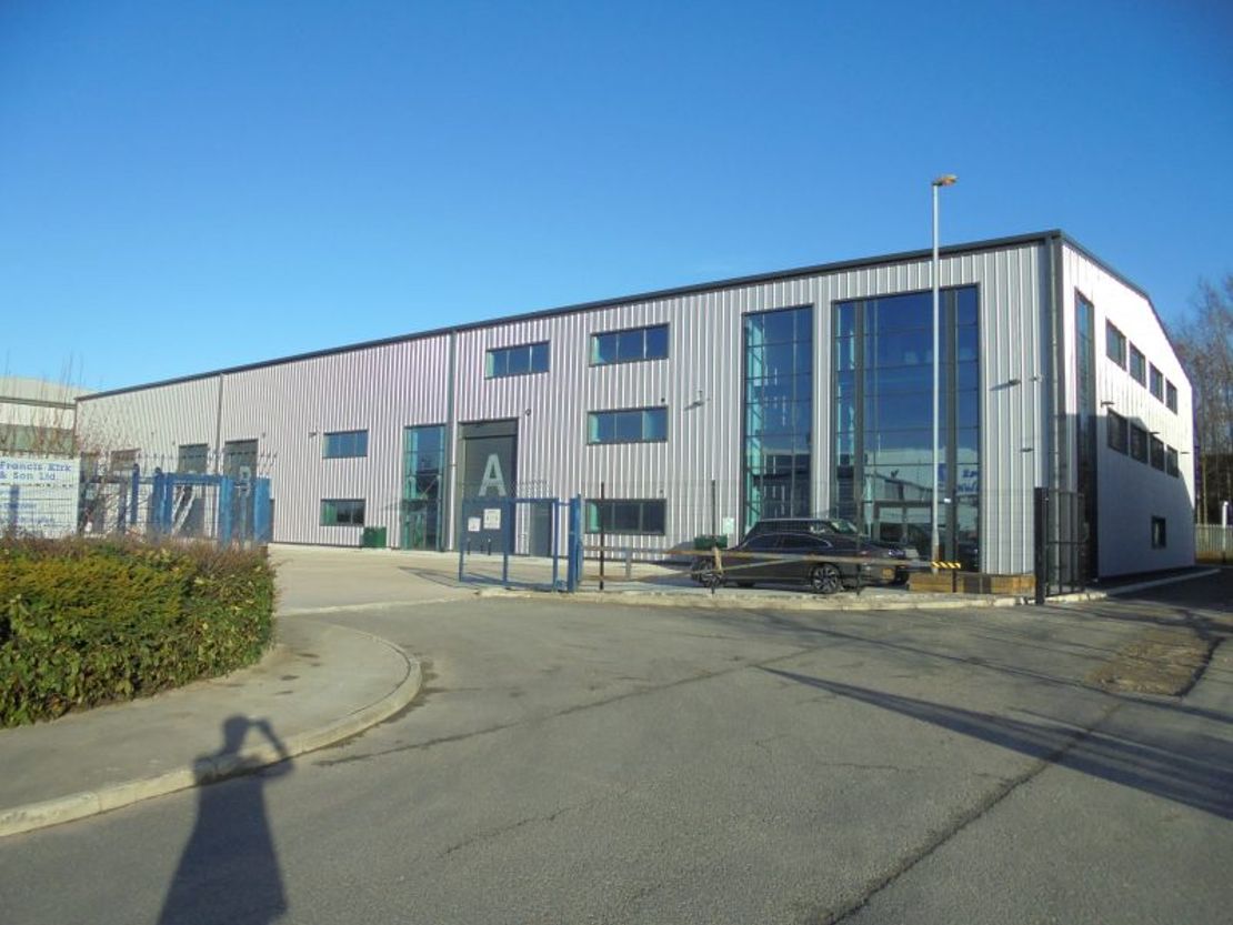 Denton Hall Farm Road, Manchester, Greater Manchester, M34 2SY