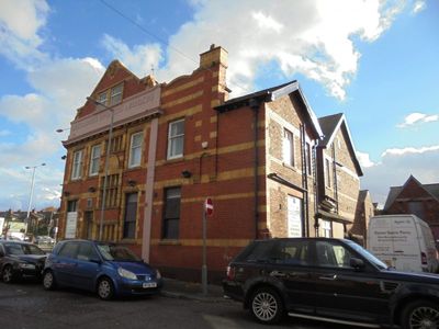 Property Image for 605, Gorton Road, Stockport, Greater Manchester, SK5 6NX