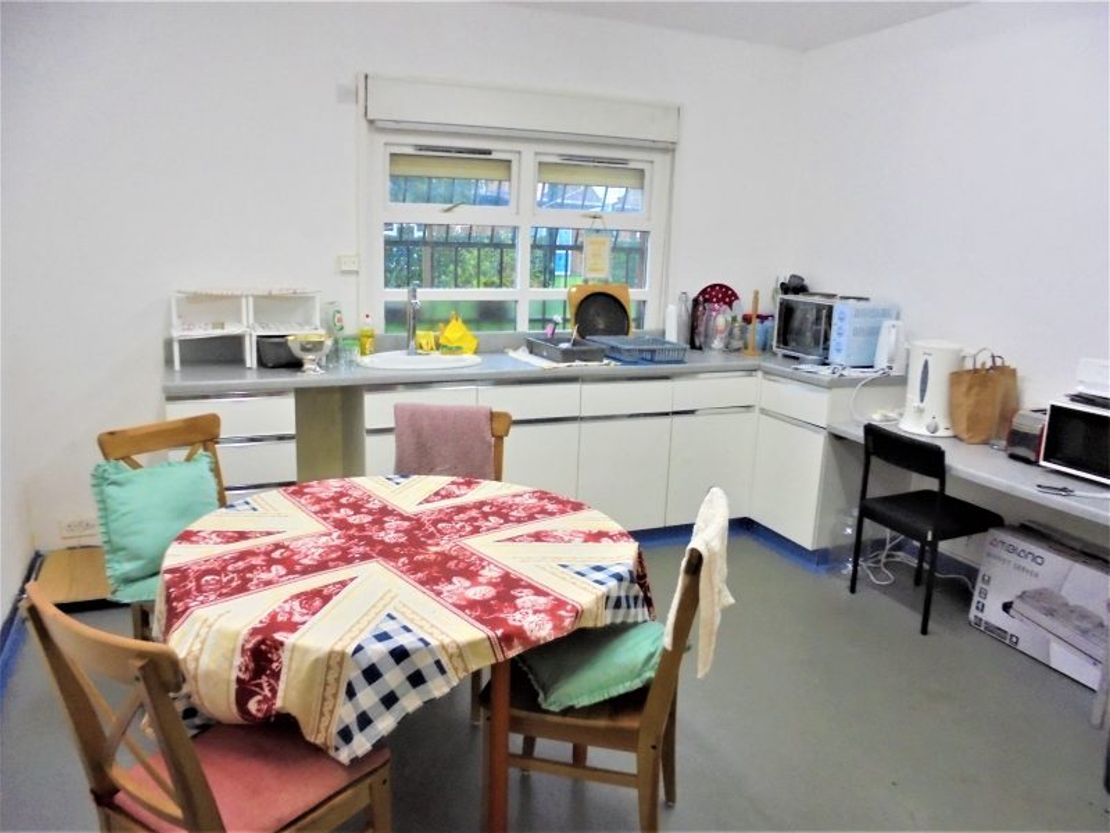 127 woodhouse lane, wythenshawe, m22 9nw