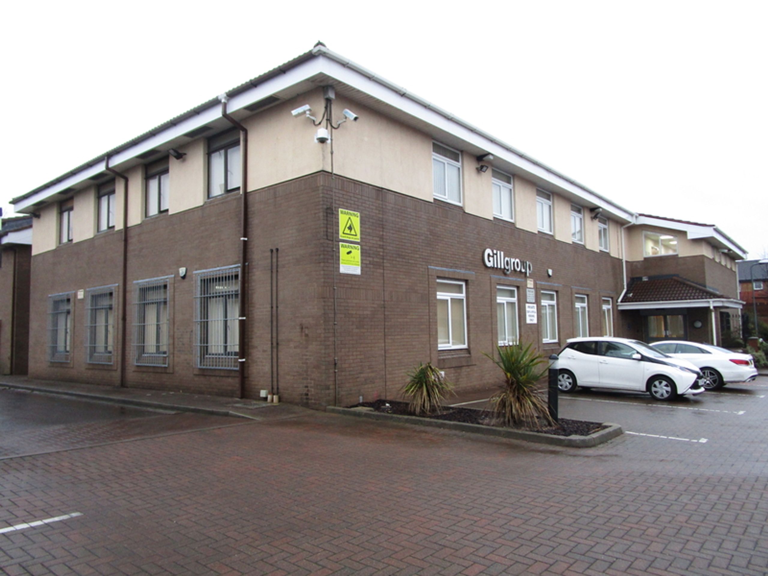 To Let First Floor Gill House, 140 Holyhead Road, West Bromwich, B21