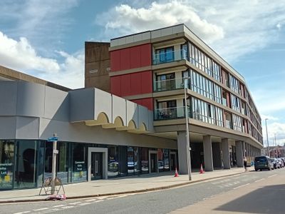 Property Image for King William House, Market Place, Hull, East Riding Of Yorkshire, HU1 1RS