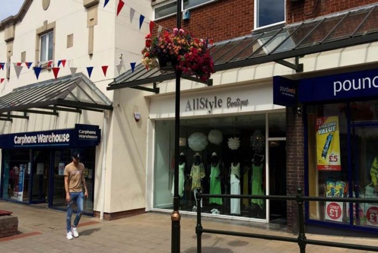 To Let 19 Bakers Lane, Three Spires Shopping Centre, Lichfield, West