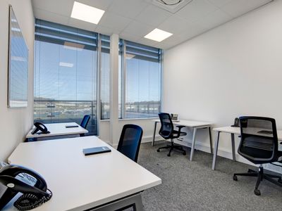 Property Image for Cubix, 42-50 Kimpton Road, Luton, LU2 0FP